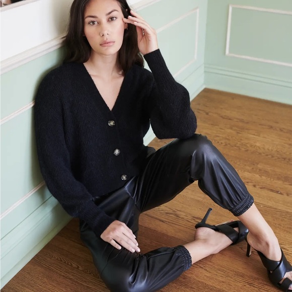 QUINCE NWT baby alpaca-wool cropped cardigan -black - Picture 4 of 8